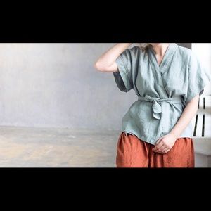 NWOT not perfect linen kimono wrap in aqua green